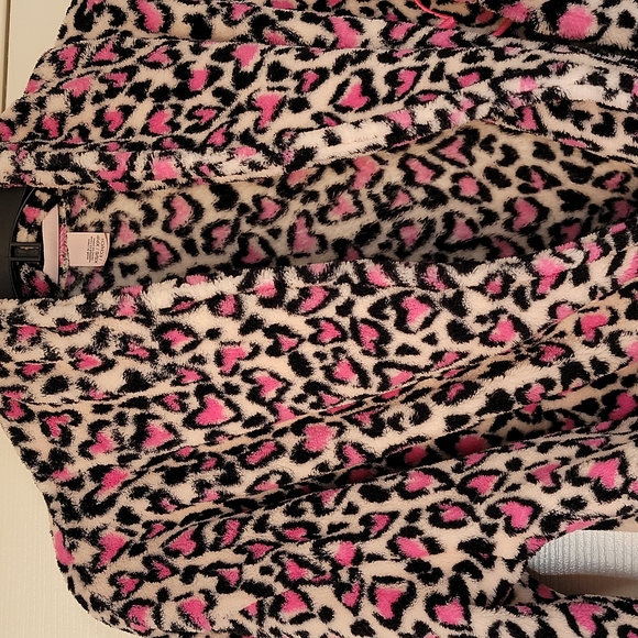 Victoria's Secret Other - Victoria's Secret Robe